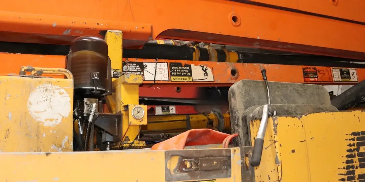 LubeMinder Hydraulic Grease Pump installed on equipment