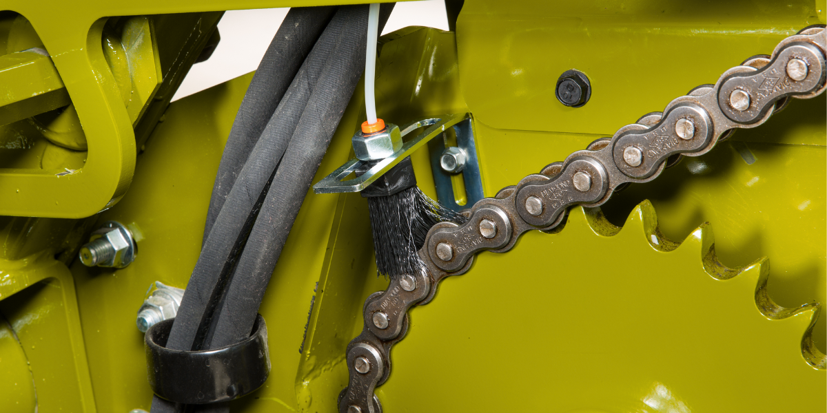 Lubeminder yellow brush on chain